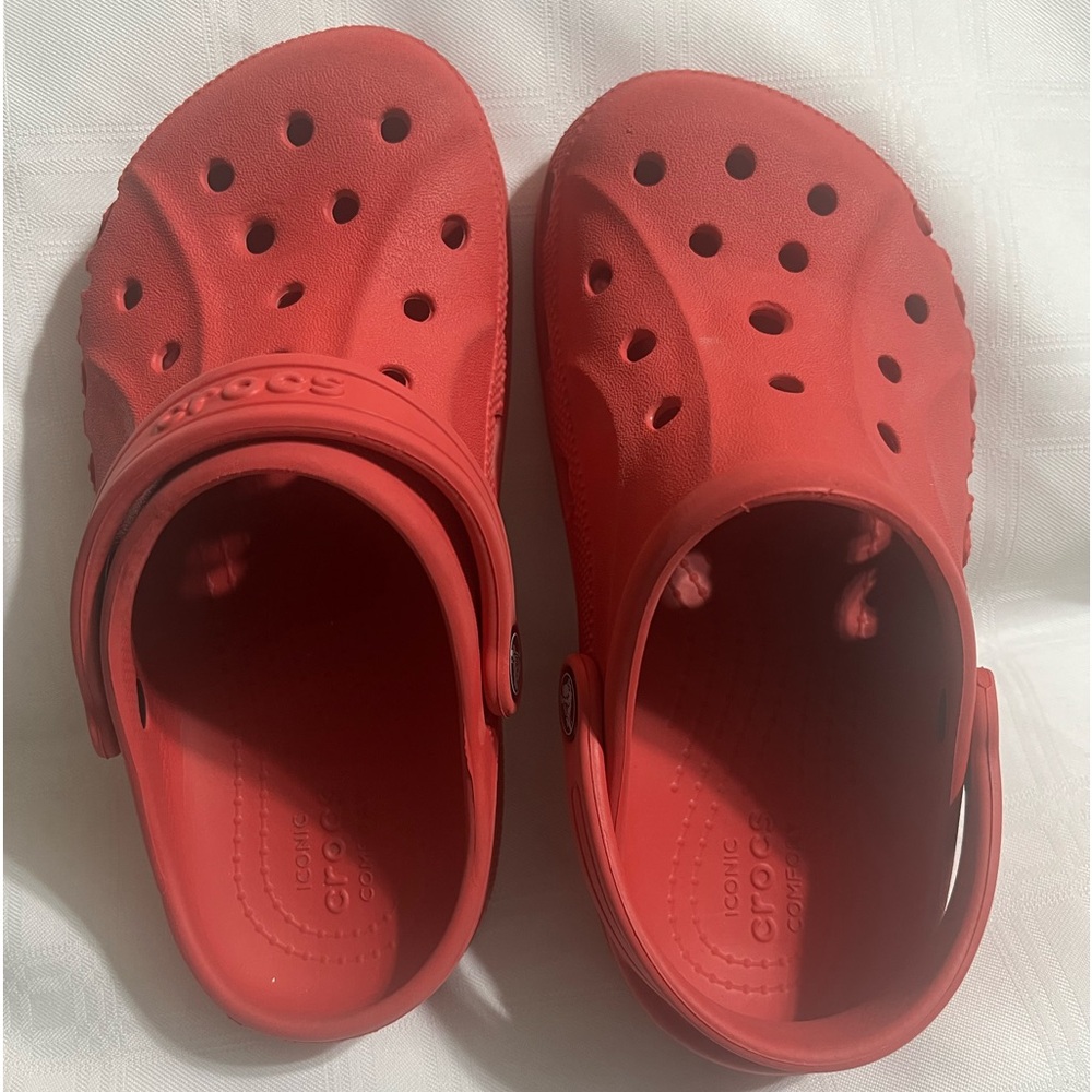 CROCS Junior Classic Sling Back Clogs Size J-2 ~ Red~ ICONIC COMFORT ~ Side Logo